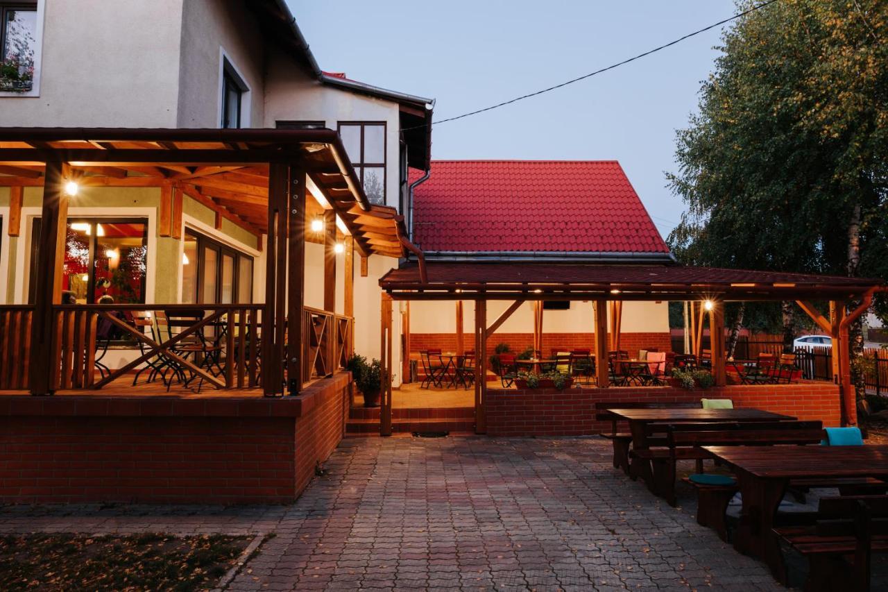 Lazar Pension & Restaurant Gheorgheni  Zewnętrze zdjęcie